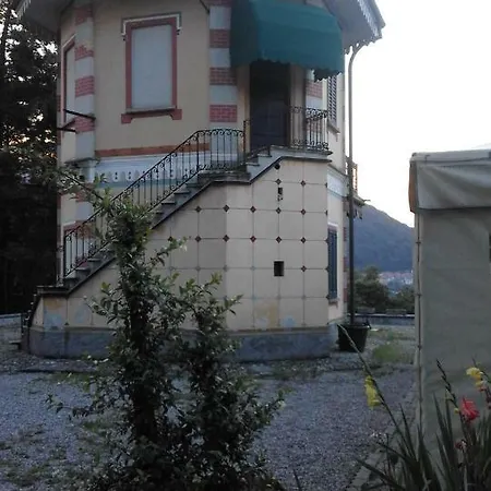 Brugolta Farm stay Lavena Ponte Tresa